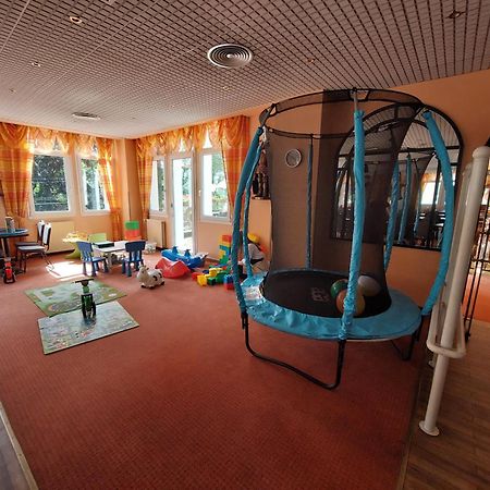 Ensana Butterfly Hotel Marianske Lazne Exterior photo